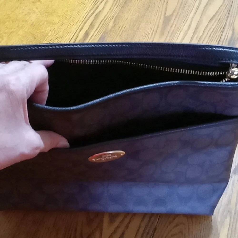 COACH BROWN Purse Handbag New Shoulder Womens - Picture 3 of 10